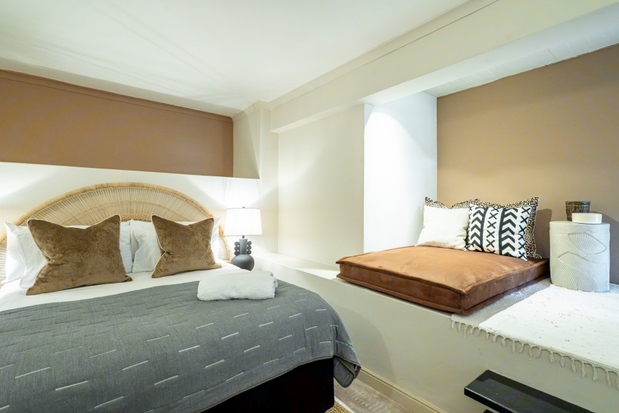 To Let 2 Bedroom Property for Rent in Camps Bay Western Cape